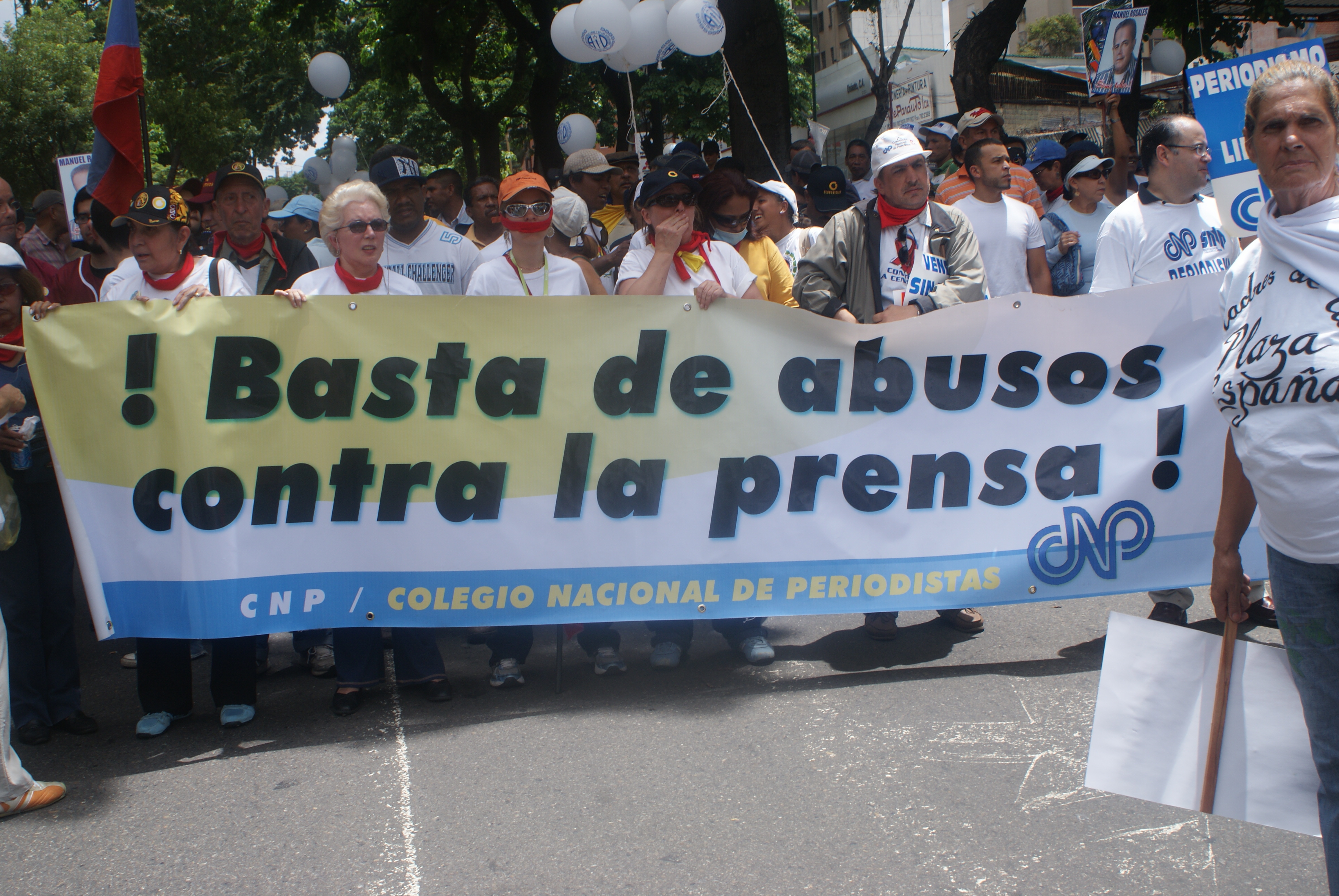 Libertades de expresión y de información bajo asedio en América Latina