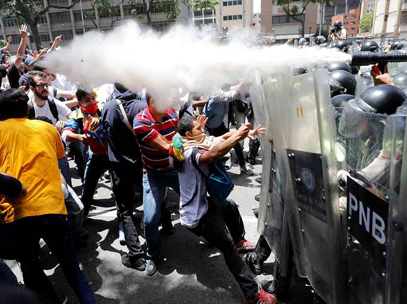 <strong>Venezuela: violencia, persecución y cierres arbitrarios</strong>